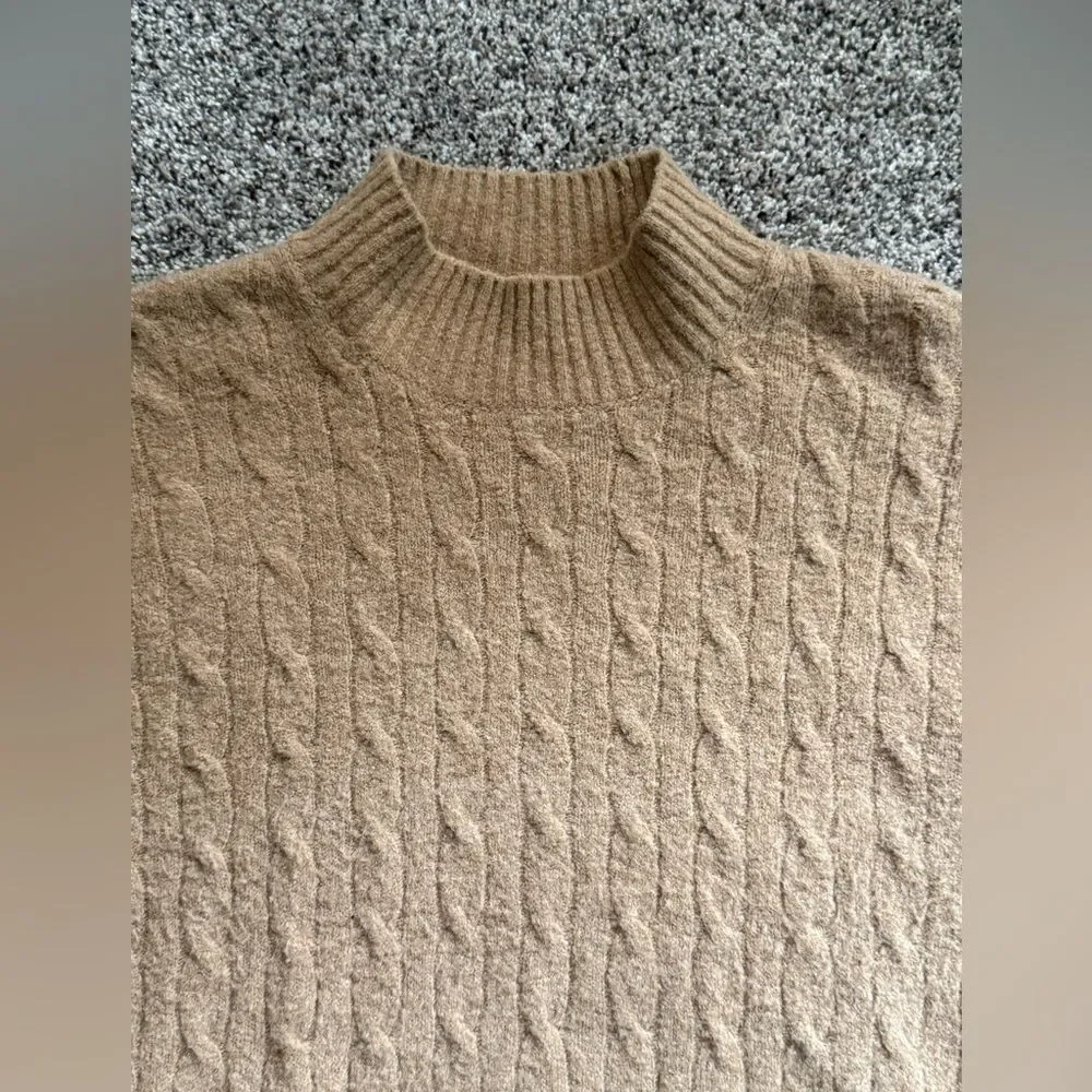 J. CREW Wool Blend extra soft Cable Knit Pullover Sweater in camel tan Small